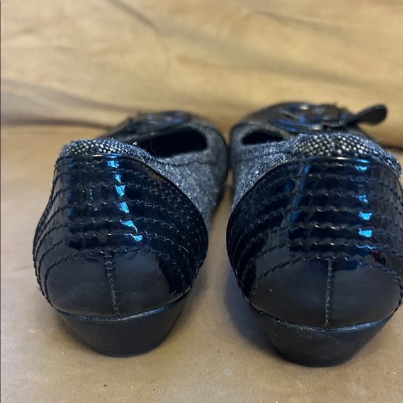 Black & Gray patent and tweed fabric Loafers - Picture 6 of 8